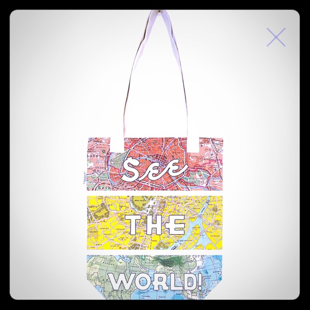 Beautiful see the world tote